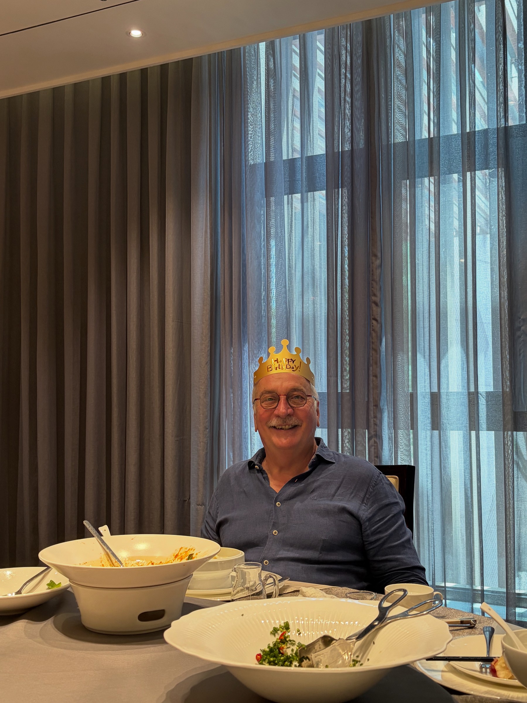 Gérard Besson at dinner in Beijing